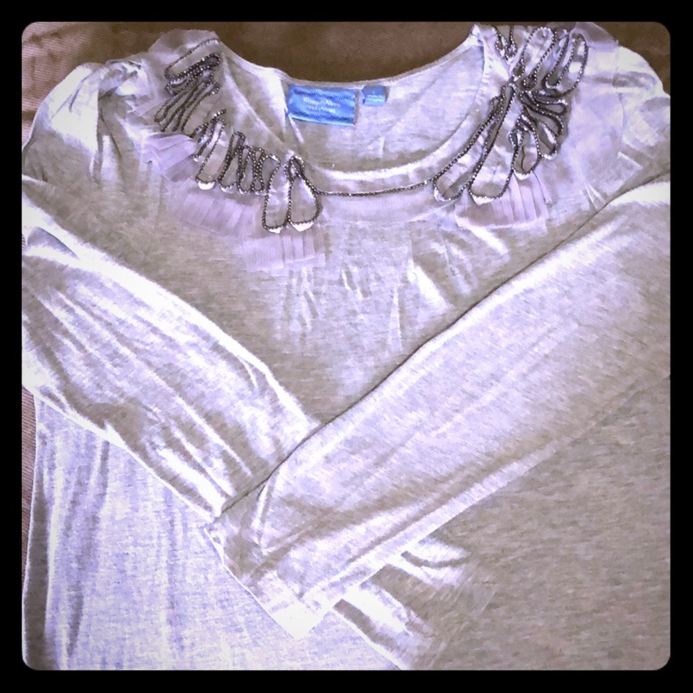 Simply Vera Wang gray shirt